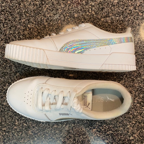 Puma Shoes - Puma Carina Iridescent Accent White Leather Sneaker Size 6C or Women’s 7.5